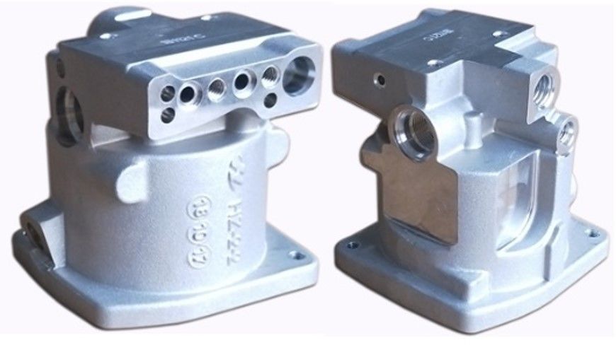 Aluminiowe odlewy formy stałej Anodyzowane hydrauliczne obudowy manifold dla silników zewnętrznych